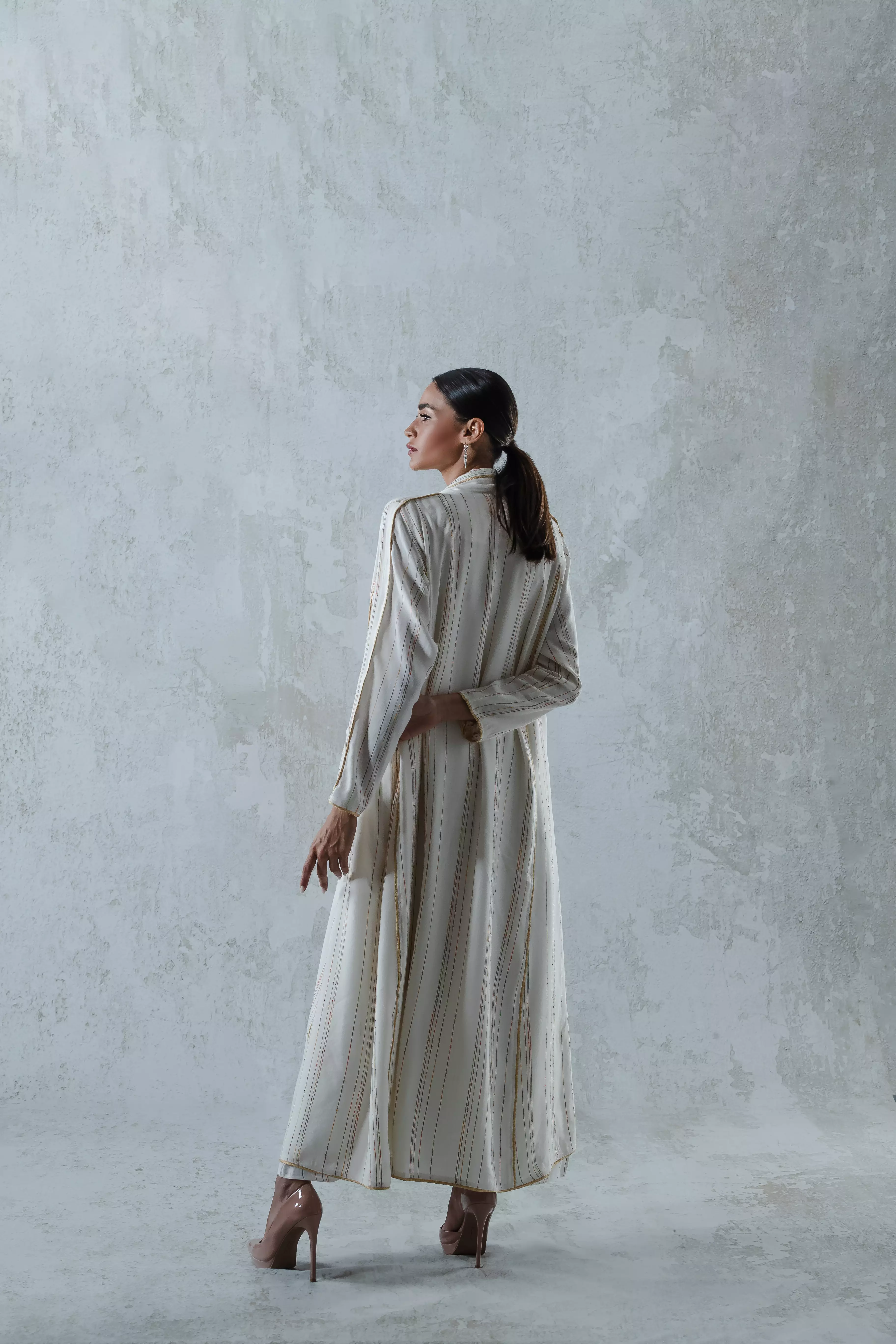 Women's Two-Piece Off-White Abaya