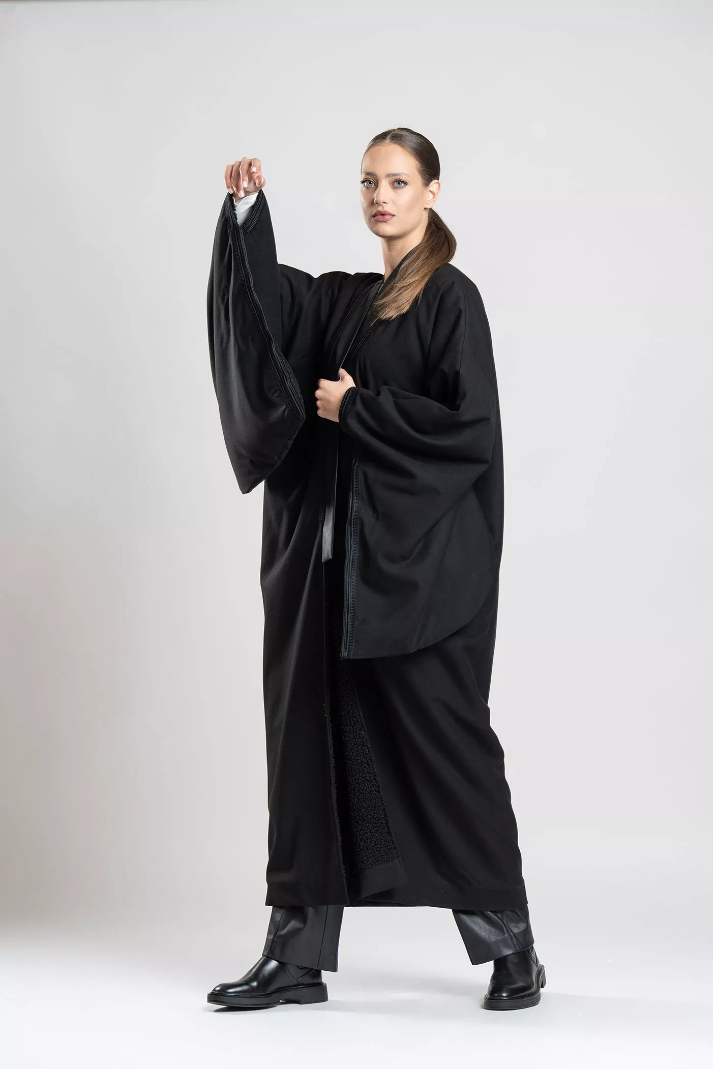 Women's Farwa