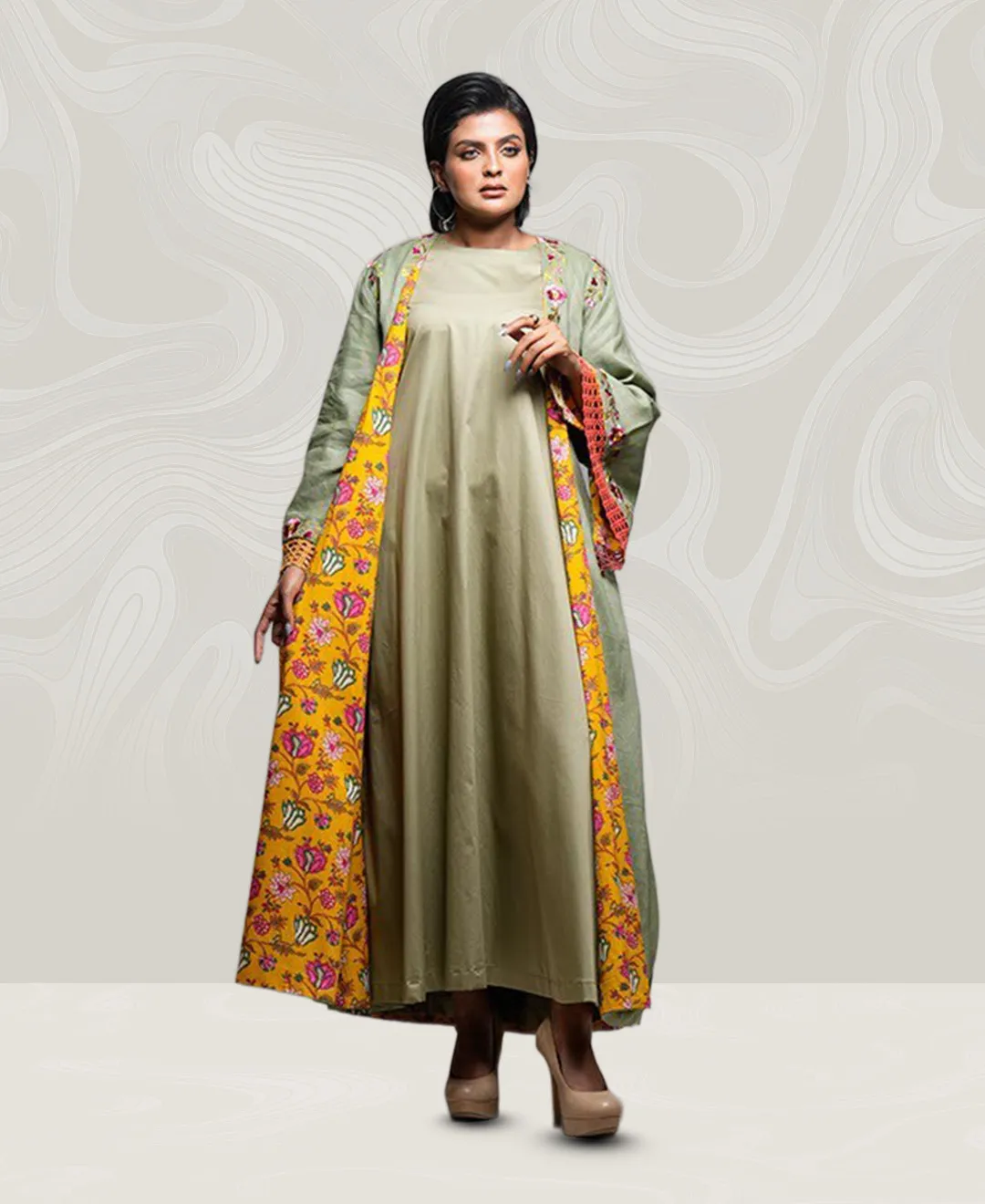 Bisht with Embroidered Light Green Dress