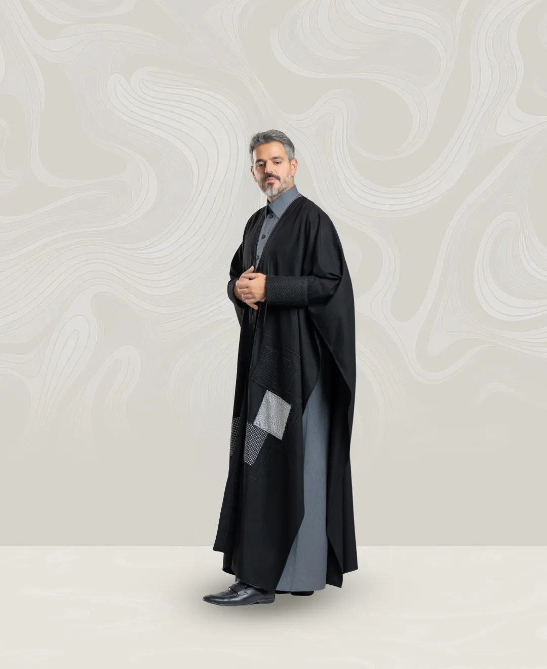 Men’s Black Wool Bisht with Embroidery Lines